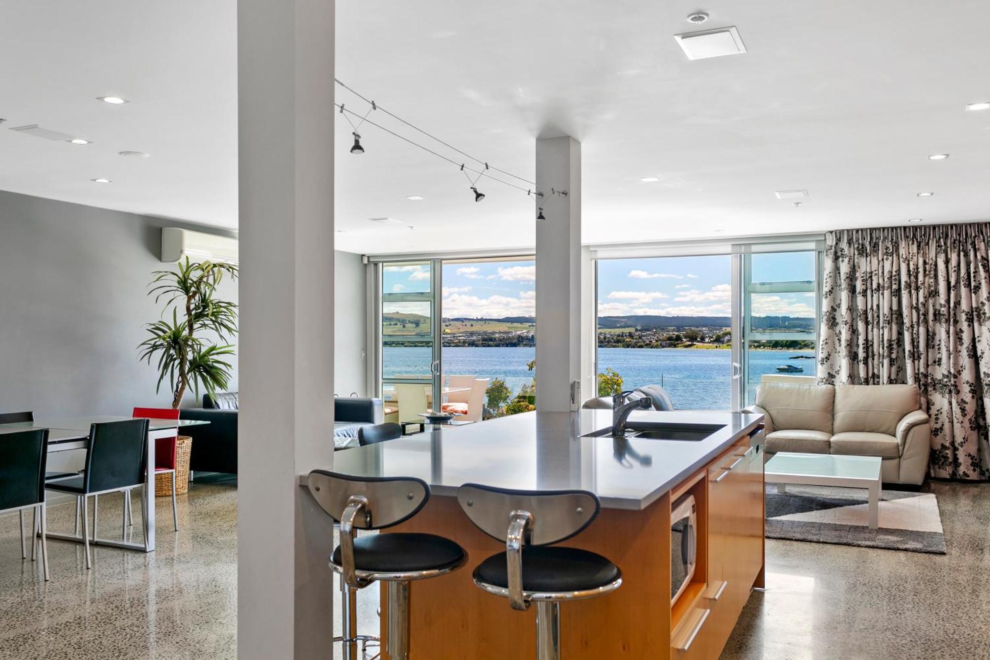 Waimahana Apartments Lago Lago Taupo Exterior foto
